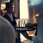 考奈尔酒店