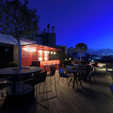 The Corner Hotel 4*
