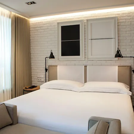 The Corner Hotel Barcelona