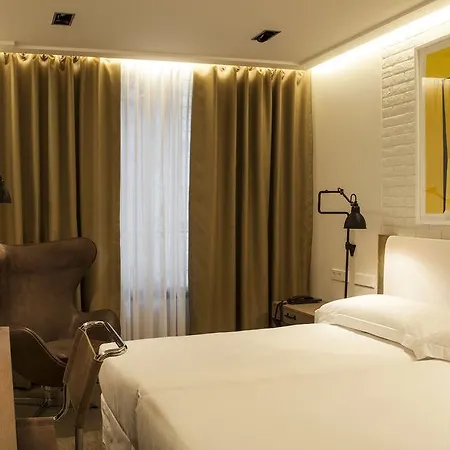 Hotell The Corner Barcelona